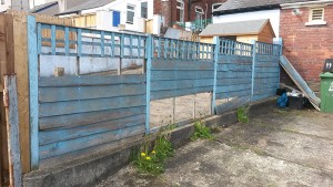 Replacement Fence before from BiigSul Garden and Maintenance Services